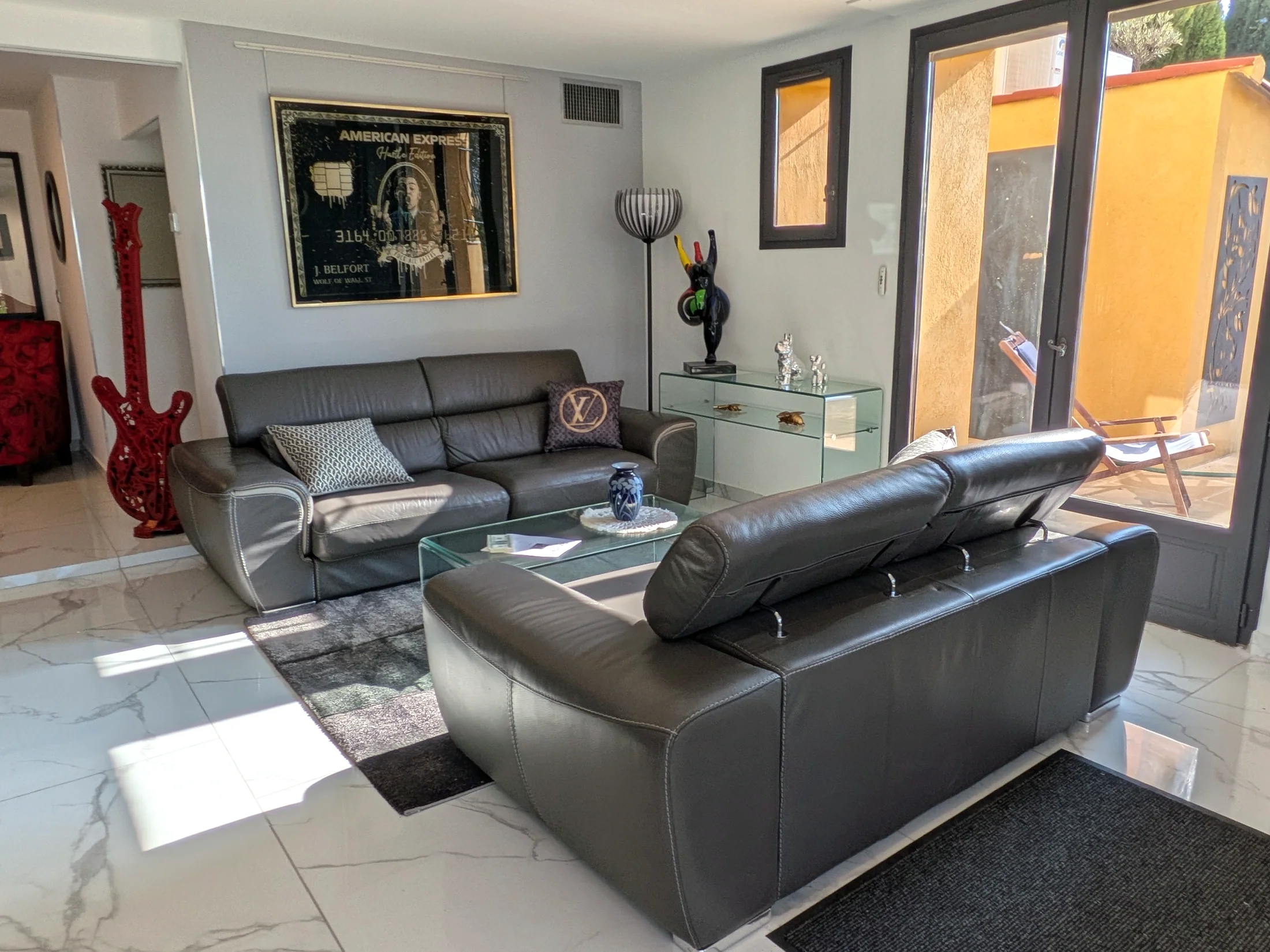 The sofa lounge